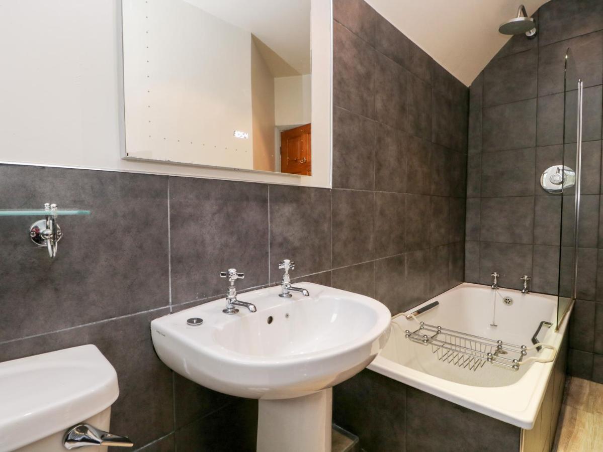 Scandale Bridge Cottage แอมเบิลไซด์ ภายนอก รูปภาพ